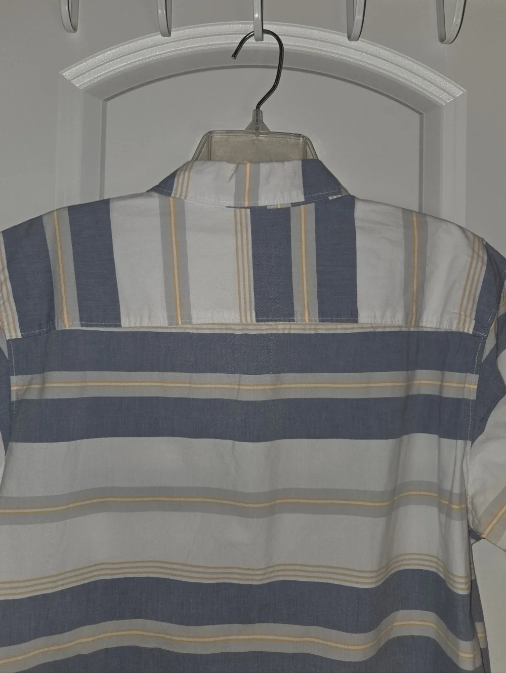 Columbia Men's Short Sleeve Button Down Shirt